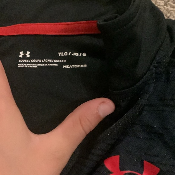 Under Armour light sweater - Picture 3 of 3